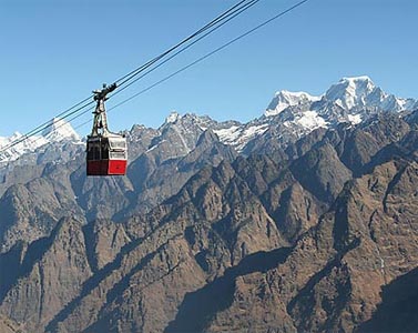 Cable car ride in Auli